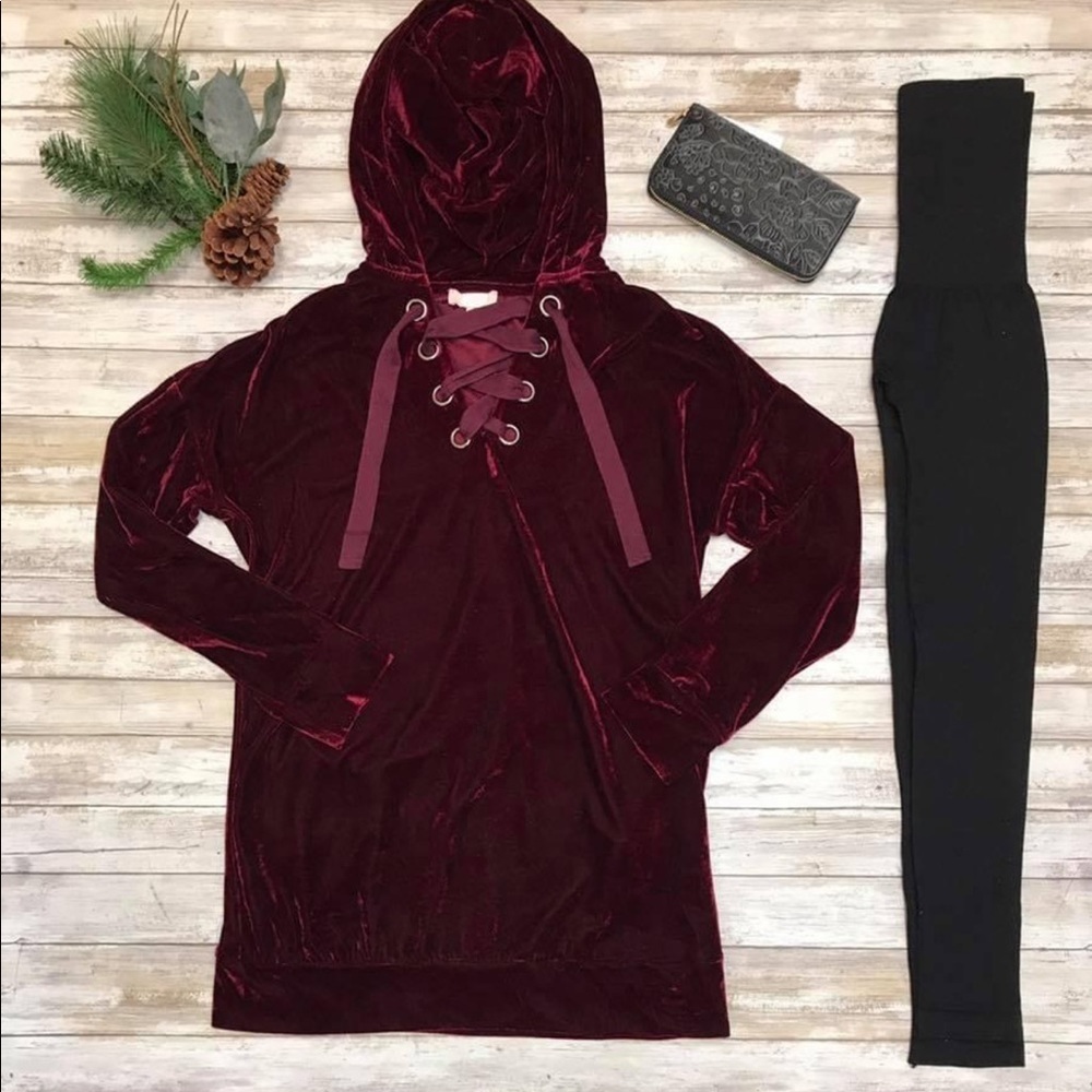 Umgee Maroon Velvet Hoodie Size Small